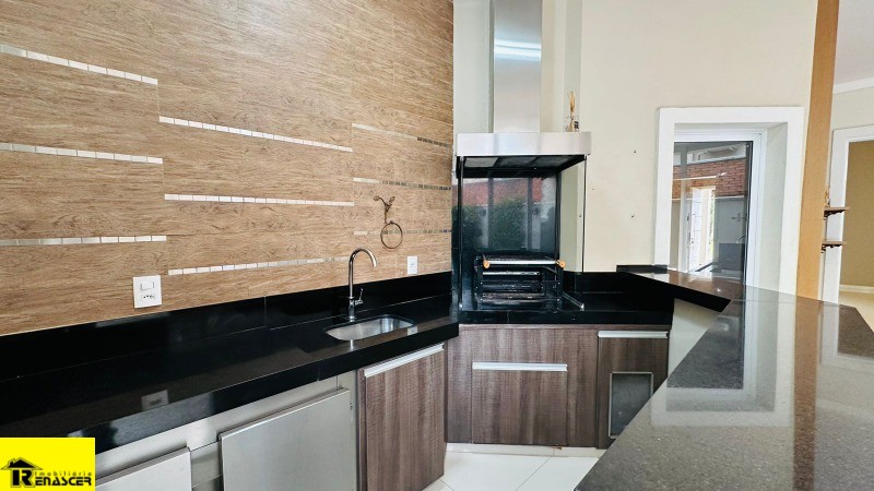 Casa de Condomínio com 4 quartos à venda, 315m² — foto 12 de 33