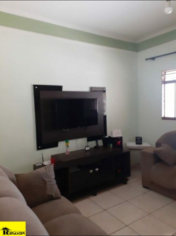 Casa com 3 quartos à venda, 120m² — foto 4 de 17