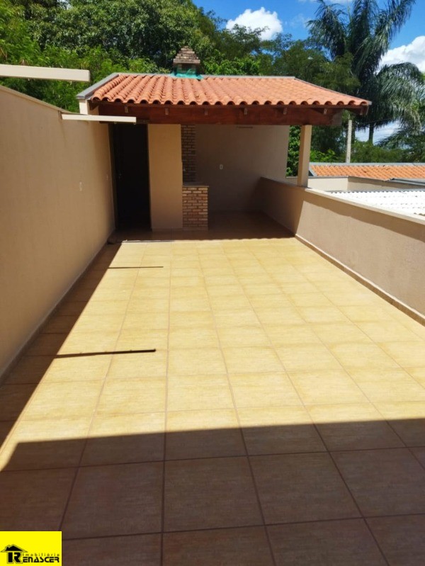 Casa com 3 quartos à venda, 240m² — foto 10 de 29