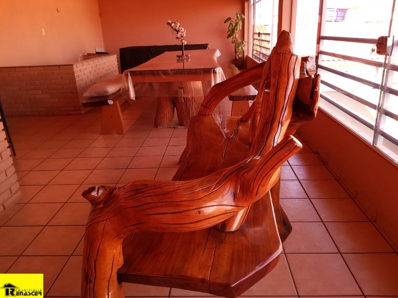 Casa com 3 quartos à venda, 226m² — foto 13 de 28