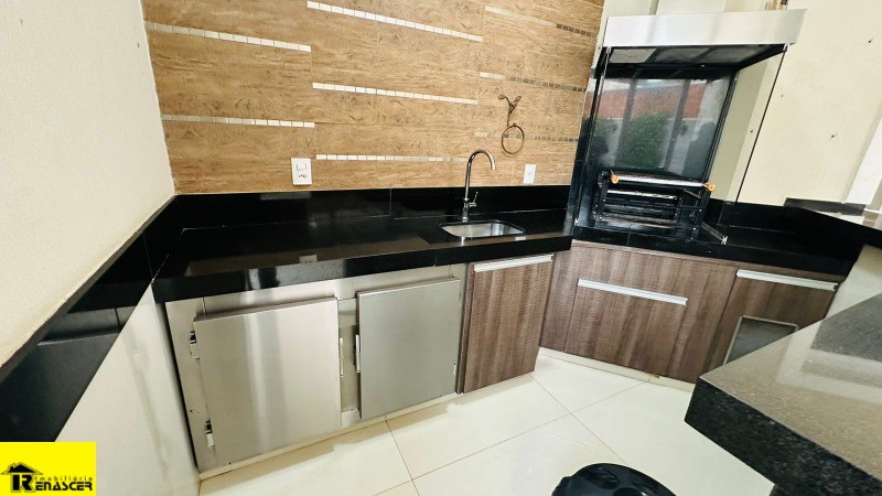 Casa de Condomínio com 4 quartos à venda, 315m² — foto 13 de 33