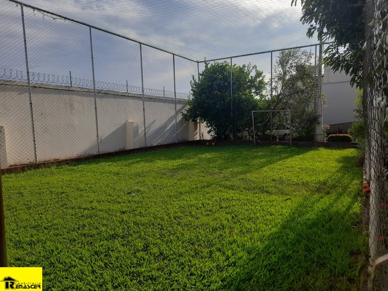 Casa de Condomínio com 3 quartos à venda, 200m² — foto 2 de 19