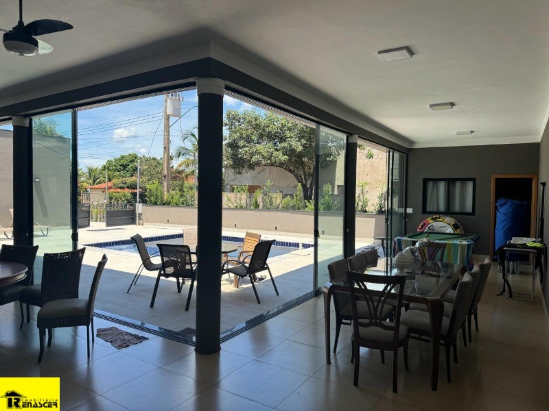 Casa de Condomínio com 4 quartos à venda, 460m² — foto 2 de 46