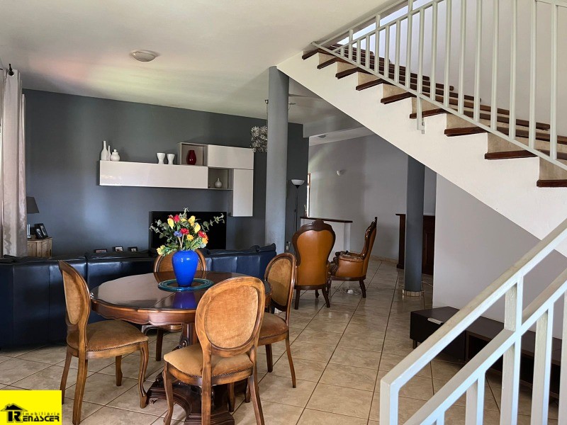 Casa de Condomínio com 4 quartos à venda, 376m² — foto 15 de 32