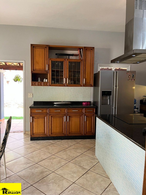 Casa de Condomínio com 4 quartos à venda, 376m² — foto 22 de 32