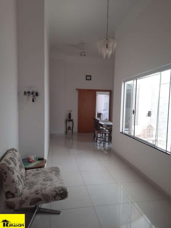 Casa de Condomínio com 3 quartos à venda, 200m² — foto 8 de 19