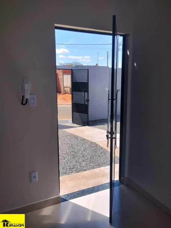 Casa com 2 quartos à venda, 70m² — foto 3 de 18