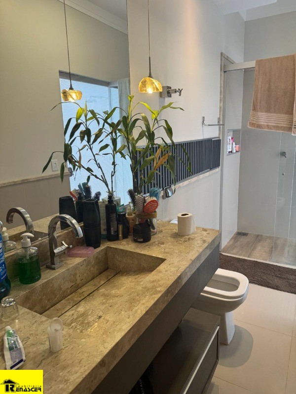 Casa com 3 quartos à venda, 360m² — foto 23 de 24
