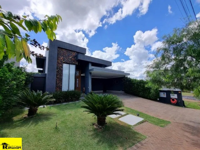 Casa de Condomínio com 3 quartos à venda, 220m² — foto 1 de 12