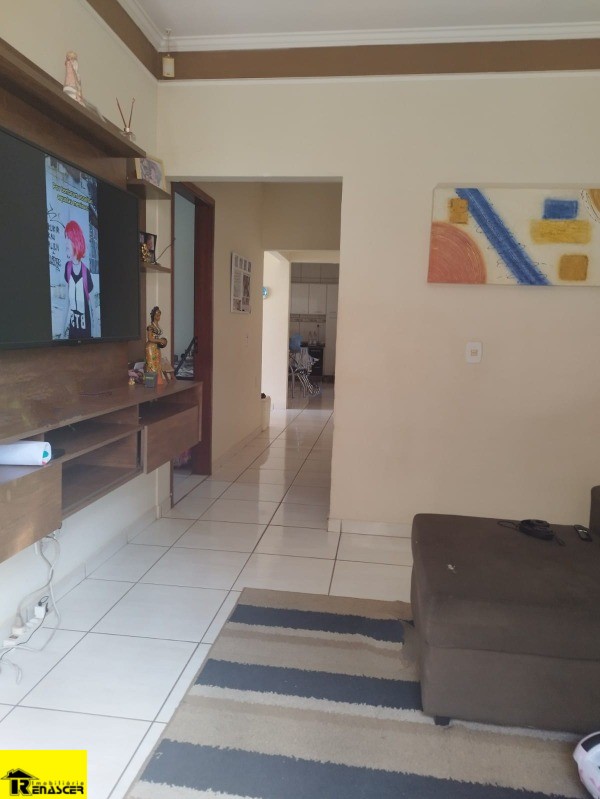 Casa com 3 quartos à venda, 170m² — foto 4 de 11