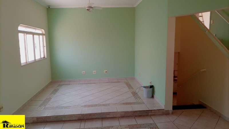 Casa com 3 quartos à venda e aluguel, 238m² — foto 9 de 43