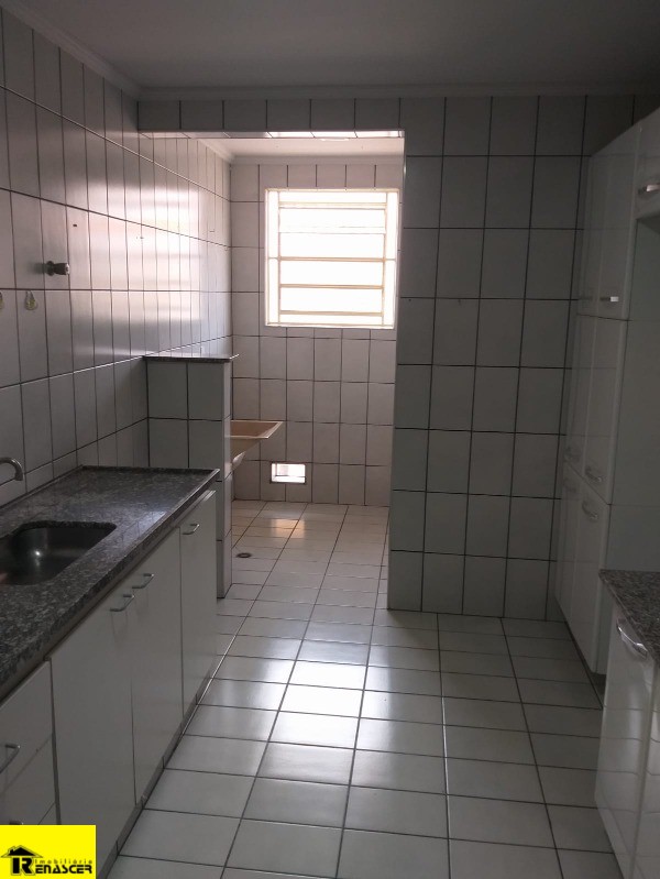 Apartamento com 2 quartos à venda, 64m² — foto 2 de 28