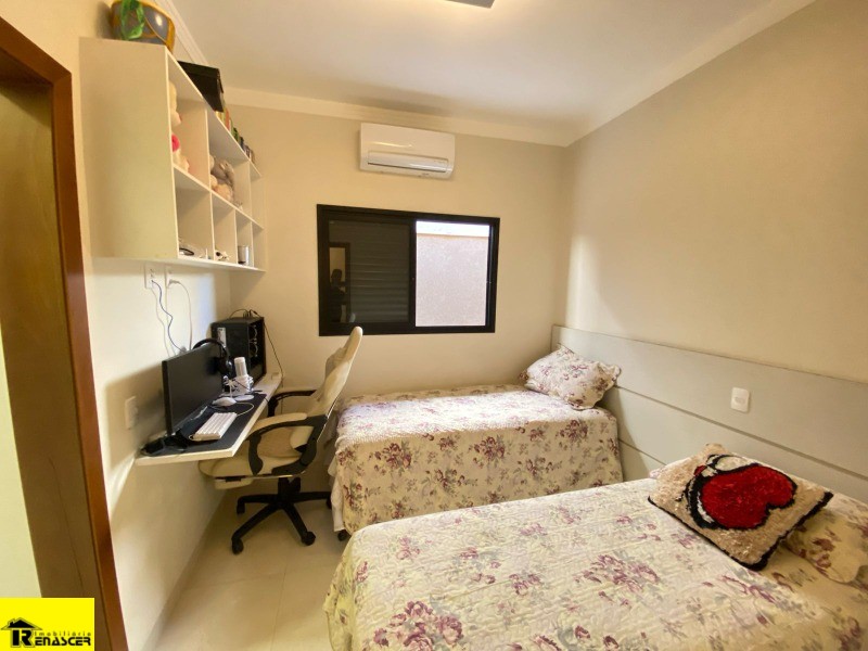 Casa de Condomínio com 3 quartos à venda, 215m² — foto 19 de 22