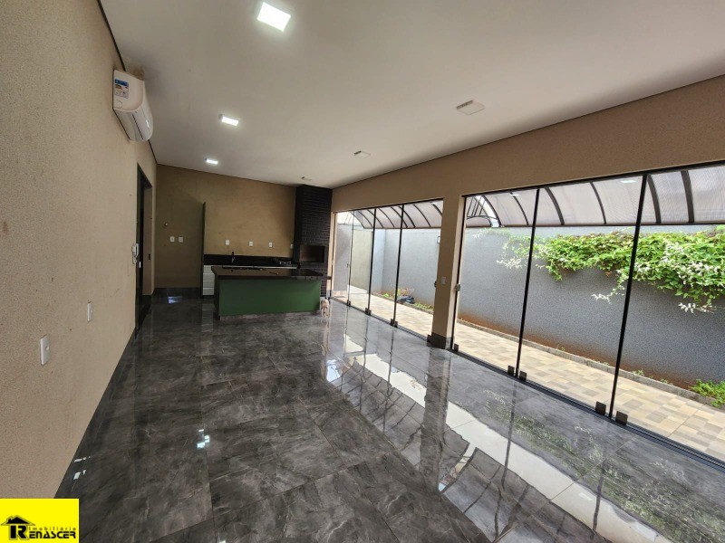 Casa com 4 quartos à venda, 264m² — foto 4 de 30