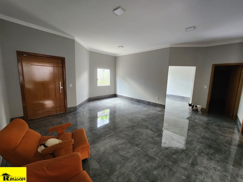 Casa com 4 quartos à venda, 264m² — foto 3 de 30