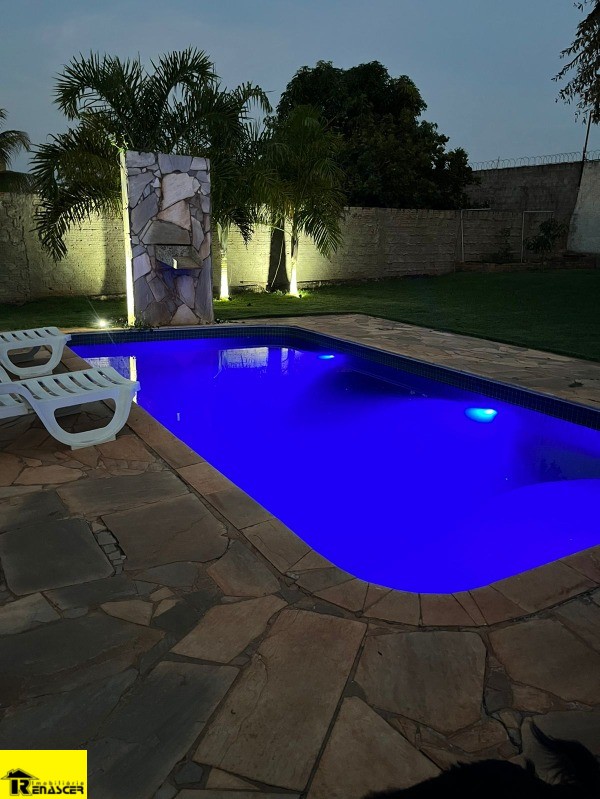 Casa de Condomínio com 4 quartos à venda, 376m² — foto 9 de 32