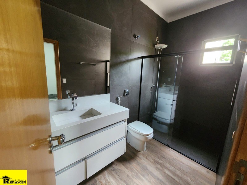 Casa com 4 quartos à venda, 264m² — foto 24 de 30