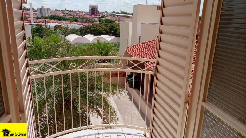 Casa com 3 quartos à venda e aluguel, 238m² — foto 15 de 43