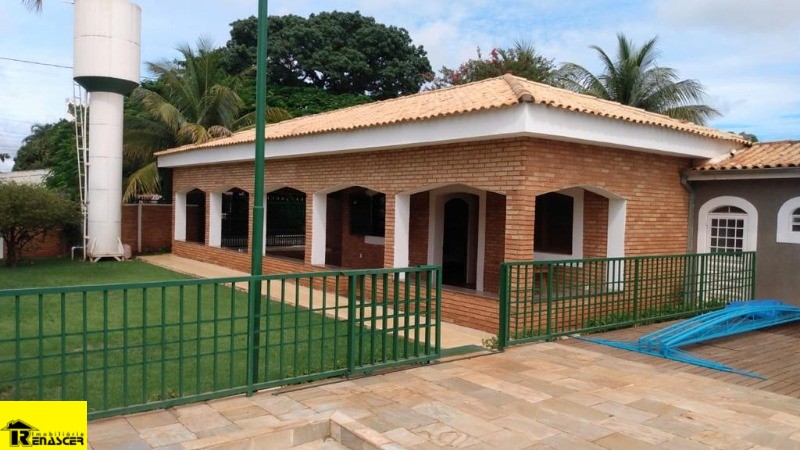 Casa de Condomínio com 5 quartos à venda, 489m² — foto 2 de 20