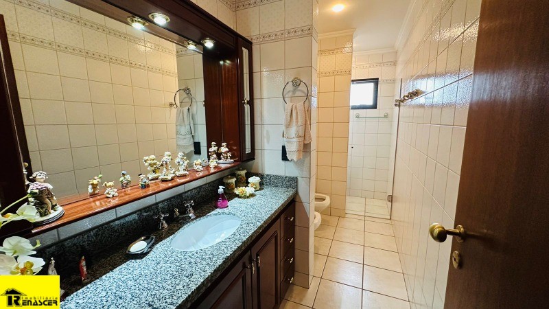 Apartamento com 3 quartos à venda, 219m² — foto 18 de 30