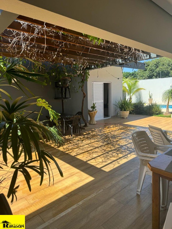 Casa com 3 quartos à venda, 360m² — foto 9 de 24