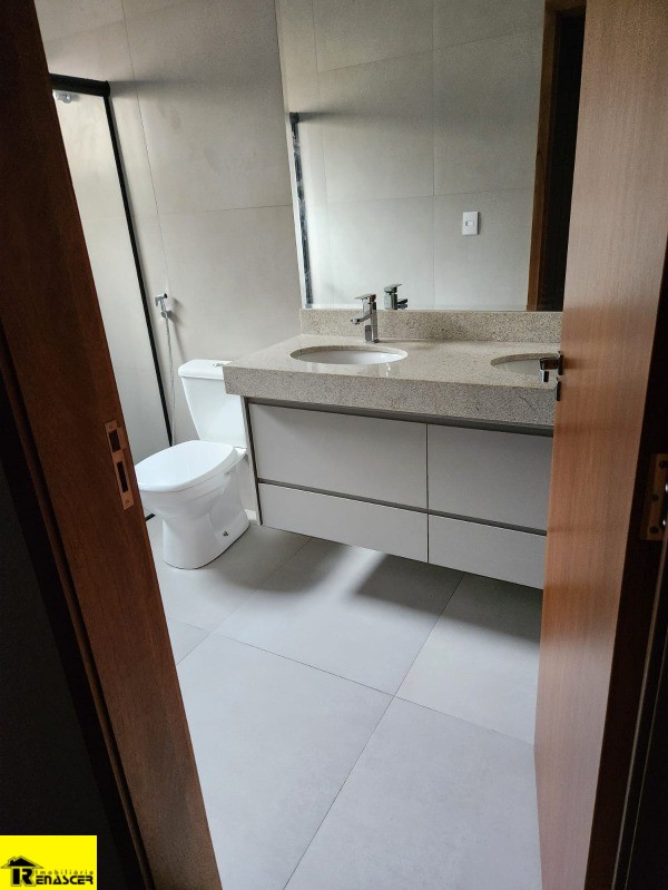 Casa de Condomínio com 3 quartos à venda, 172m² — foto 11 de 17