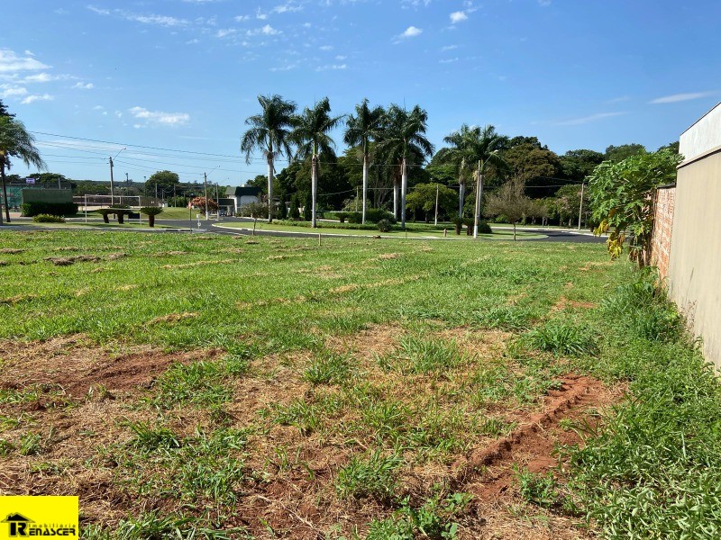 Terreno / Lote / Condomínio  à venda, 600m² — foto 8 de 10