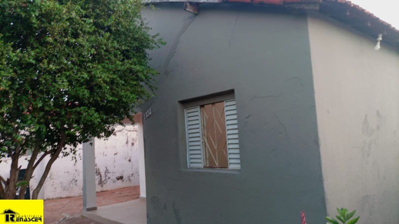 Casa com 2 quartos à venda, 140m² — foto 2 de 28
