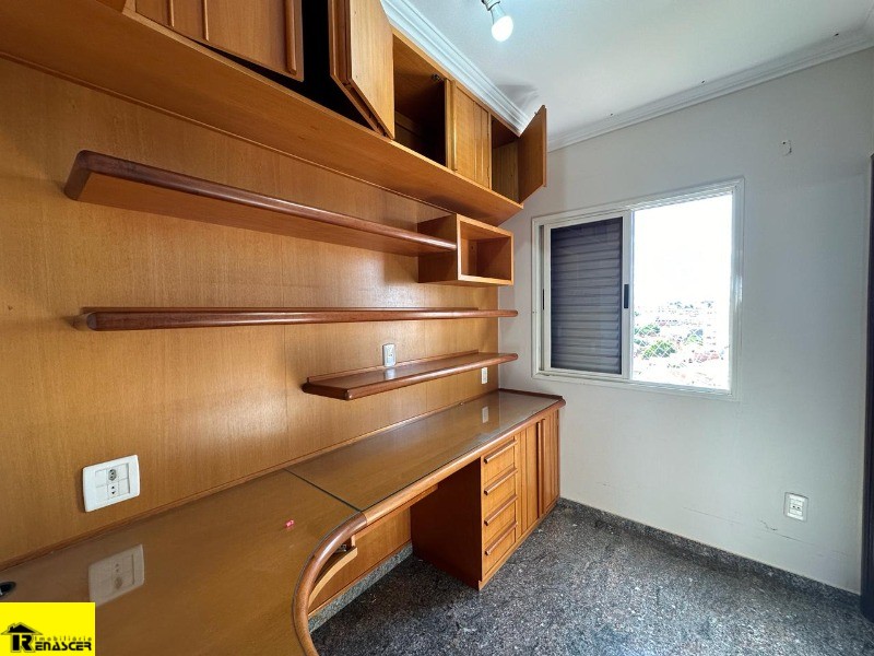 Apartamento com 3 quartos à venda e aluguel, 160m² — foto 17 de 22