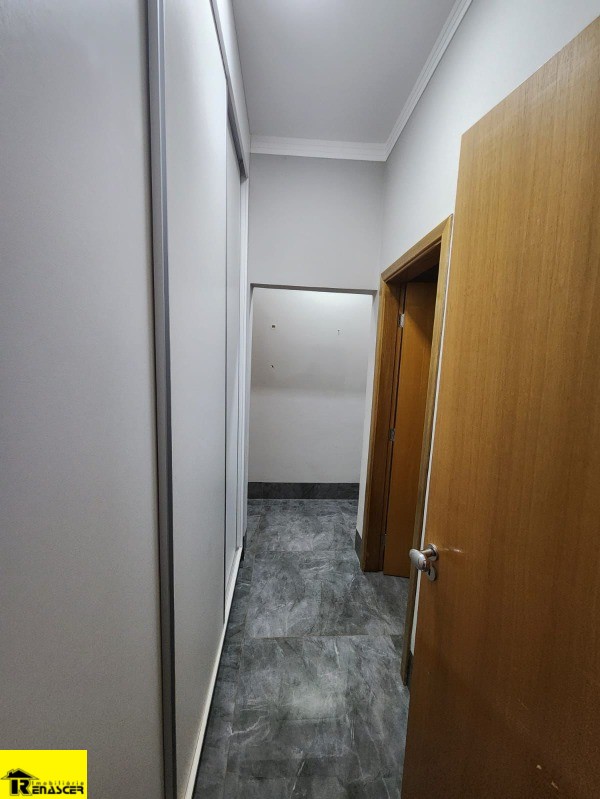 Casa com 4 quartos à venda, 264m² — foto 26 de 30
