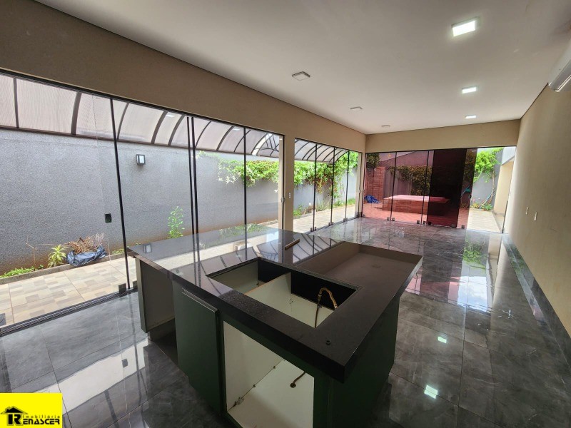 Casa com 4 quartos à venda, 264m² — foto 5 de 30