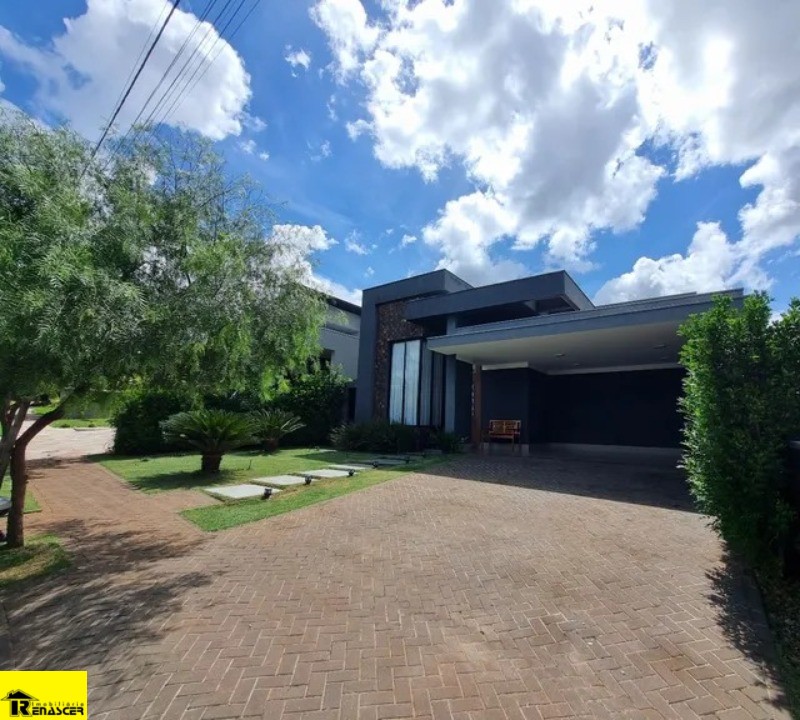 Casa de Condomínio com 3 quartos à venda, 220m² — foto 2 de 12