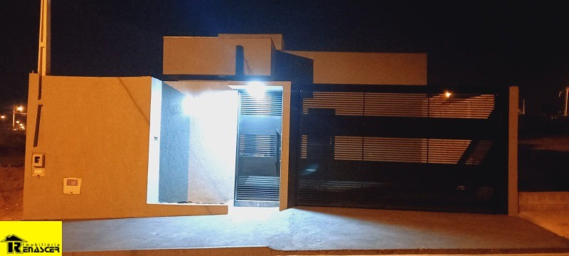 Casa com 2 quartos à venda, 70m² — foto 2 de 18
