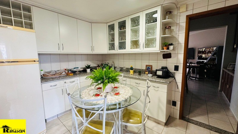 Apartamento com 3 quartos à venda, 219m² — foto 5 de 30