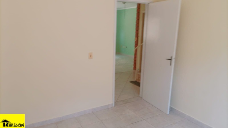 Casa com 3 quartos à venda e aluguel, 238m² — foto 32 de 43