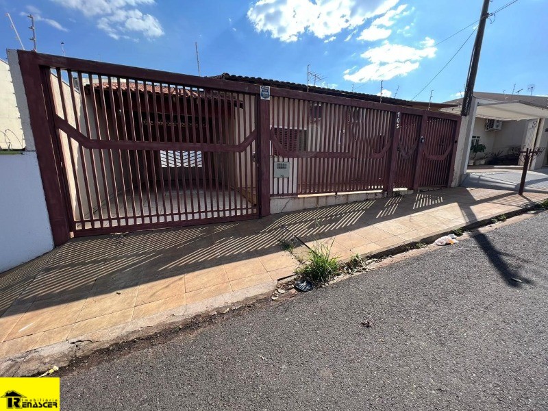 Casa com 2 quartos à venda, 110m² — foto 1 de 28