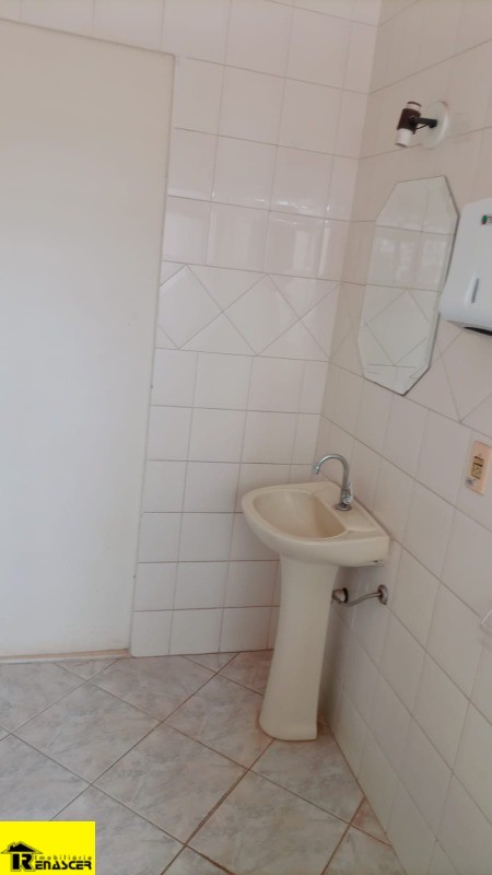 Casa com 3 quartos à venda e aluguel, 238m² — foto 33 de 43
