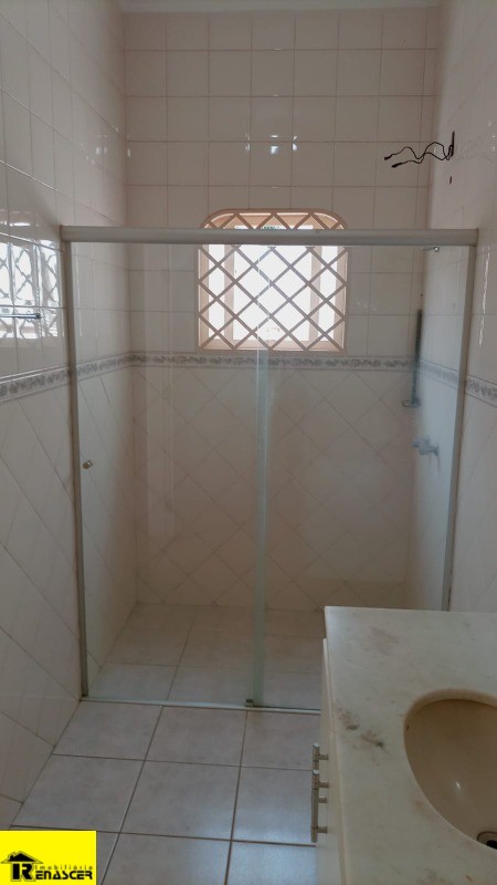 Casa com 3 quartos à venda e aluguel, 238m² — foto 43 de 43