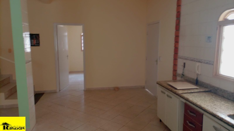 Casa com 3 quartos à venda e aluguel, 238m² — foto 24 de 43