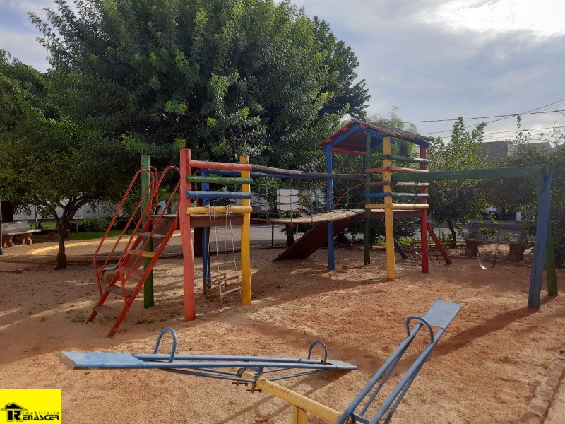 Casa de Condomínio com 3 quartos à venda, 200m² — foto 3 de 19