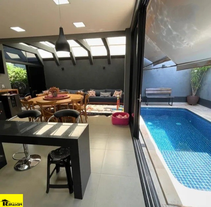 Casa de Condomínio com 3 quartos à venda, 220m² — foto 9 de 12