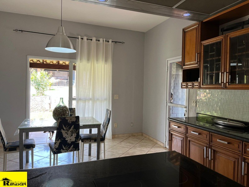 Casa de Condomínio com 4 quartos à venda, 376m² — foto 19 de 32