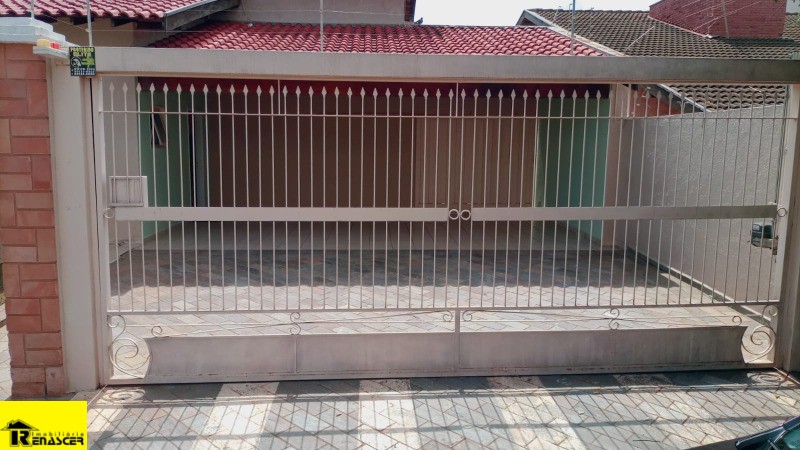 Casa com 3 quartos à venda e aluguel, 238m² — foto 2 de 43