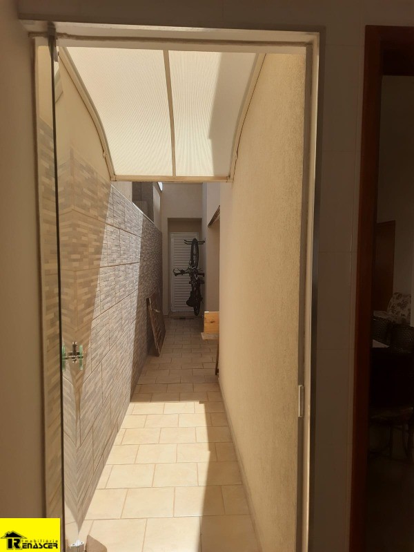 Casa de Condomínio com 3 quartos à venda, 200m² — foto 11 de 19