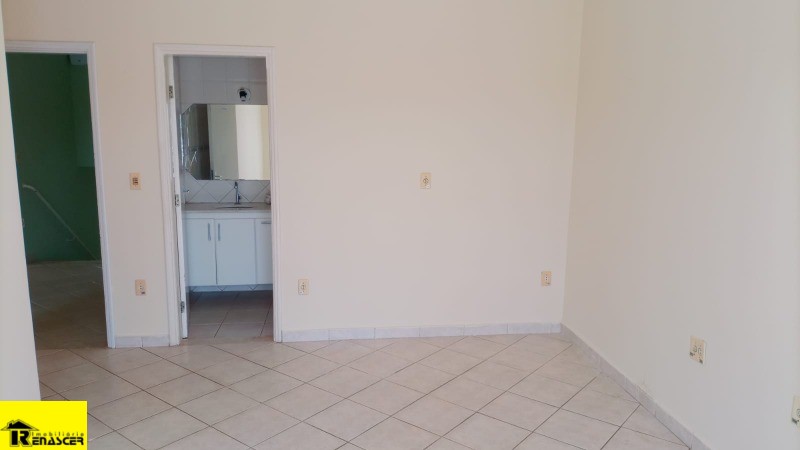 Casa com 3 quartos à venda e aluguel, 238m² — foto 39 de 43
