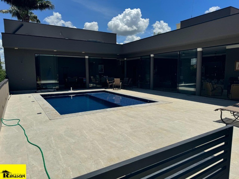 Casa de Condomínio com 4 quartos à venda, 460m² — foto 4 de 46