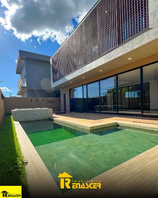 Casa de Condomínio com 4 quartos à venda — foto 1 de 10