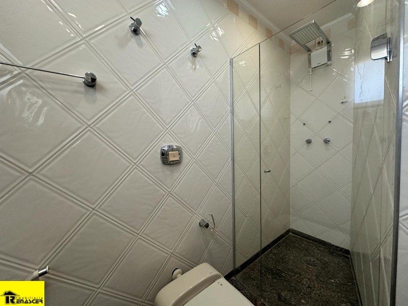 Apartamento com 3 quartos à venda e aluguel, 160m² — foto 15 de 22