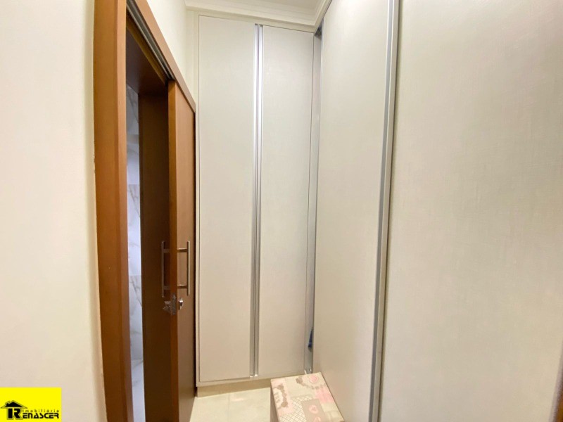Casa de Condomínio com 3 quartos à venda, 215m² — foto 21 de 22
