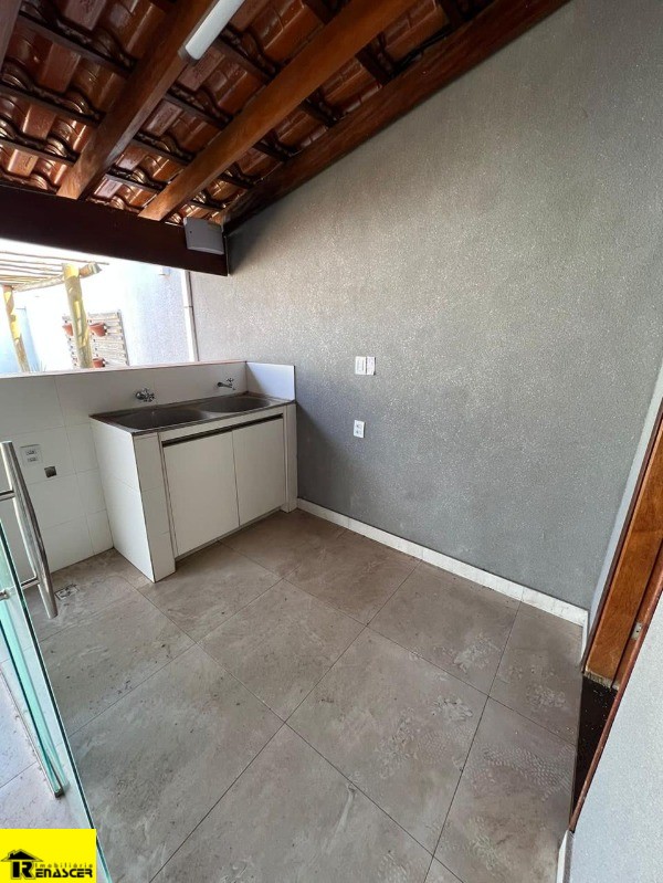 Casa com 2 quartos à venda, 110m² — foto 9 de 28